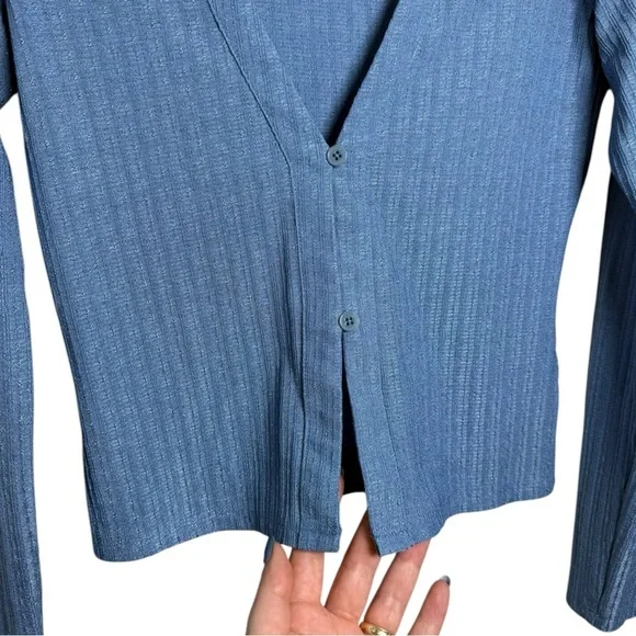 Reformation Shannah Top Size XS Blue Collared Long Sleeve V-Neck - Picture 5 of 8